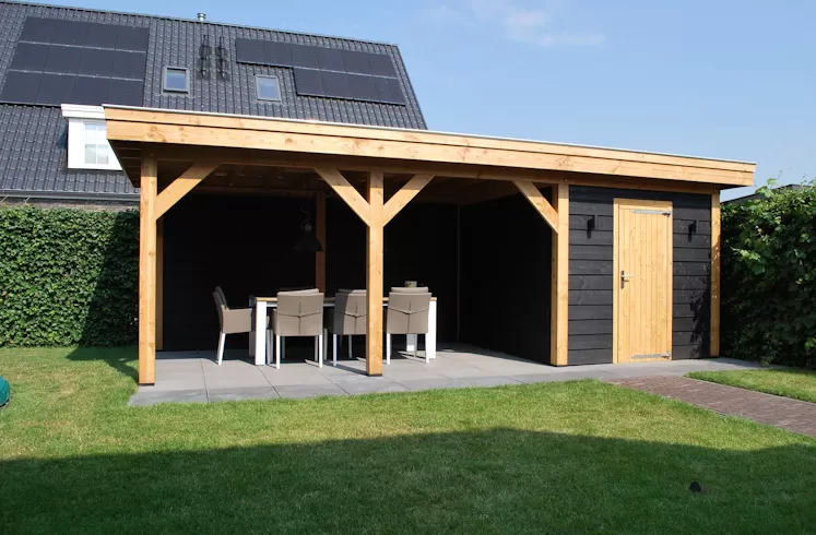 douglas-overkapping-zweeds-rabat-zwart-en-berging-700x300cm